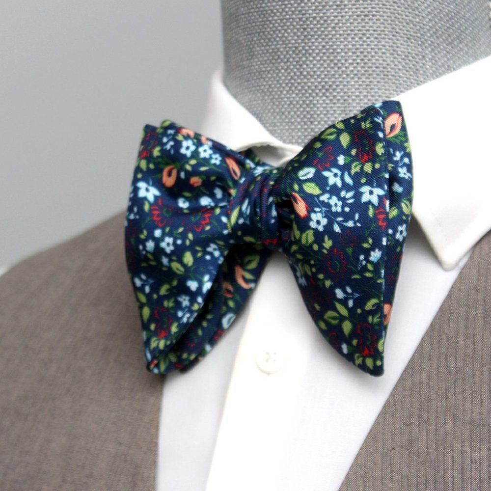 Big Butterfly Floral self-tied Bow tie S512‎
